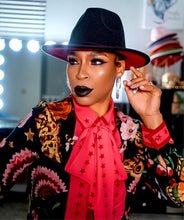 Load image into Gallery viewer, Black & Red #Lynndora