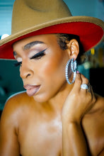 Load image into Gallery viewer, Tan & Red bottom #Lynndora